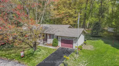 Detached in New Tecumseth