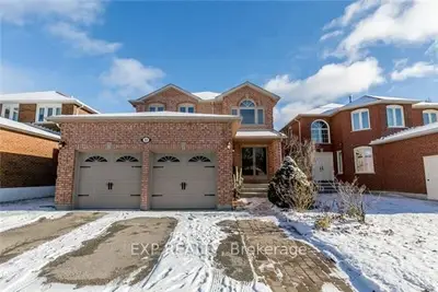Detached in Richmond Hill