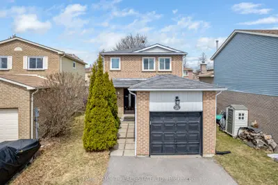 Detached in Richmond Hill