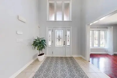 Detached in Vaughan