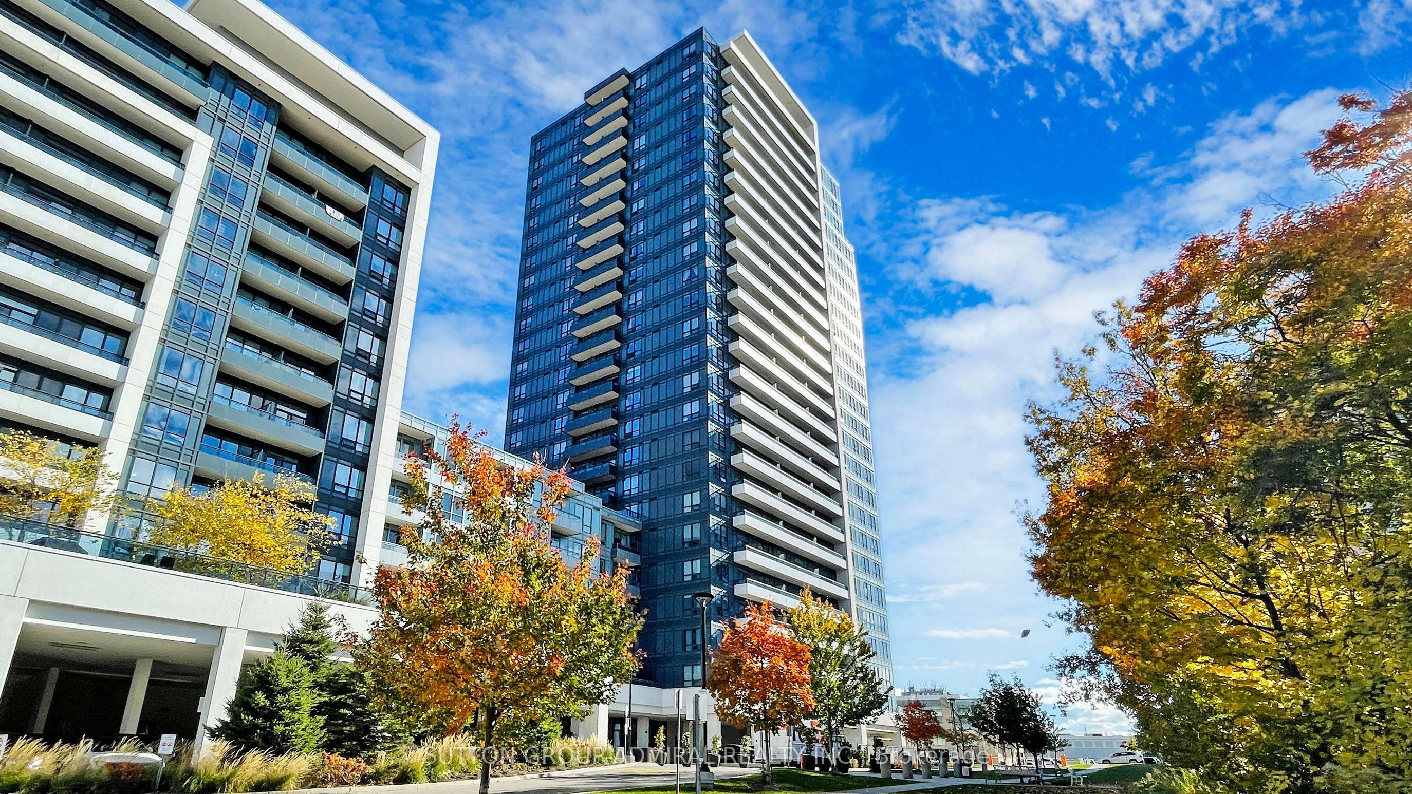 Condo Apartment in Vaughan