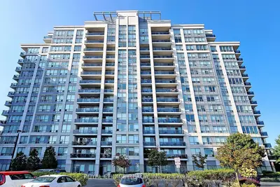 Condo Apartment in Vaughan