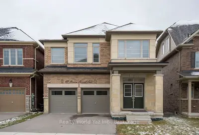 Detached in East Gwillimbury