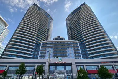 Condo Apartment in Markham
