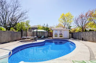 Detached in Bradford West Gwillimbury