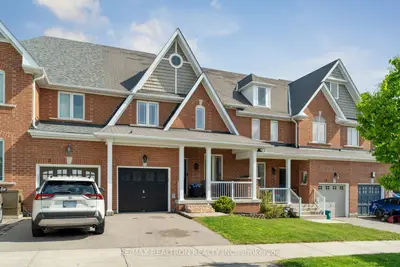 Att/Row/Townhouse in Georgina