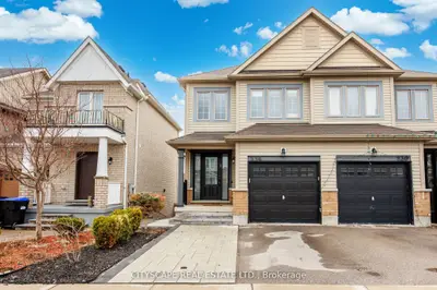 Semi-Detached in Bradford West Gwillimbury