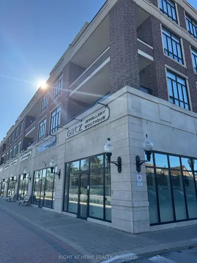 Condo Apartment in Vaughan