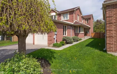Detached in Vaughan