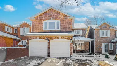 Detached in Vaughan