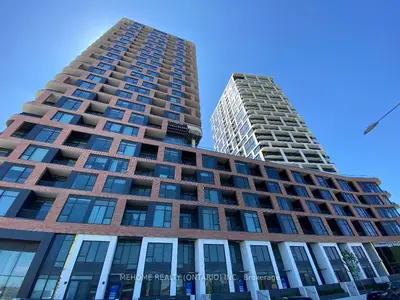 Condo Apartment in Markham