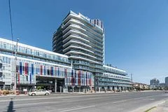 9471 Yonge Street 516, Richmond Hill, ON L4C 1V4