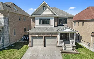 Detached in East Gwillimbury