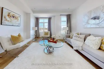 Att/Row/Townhouse in Markham