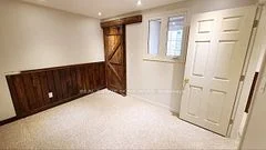 461 Donald Court W/O, Newmarket, ON L3X 2L9