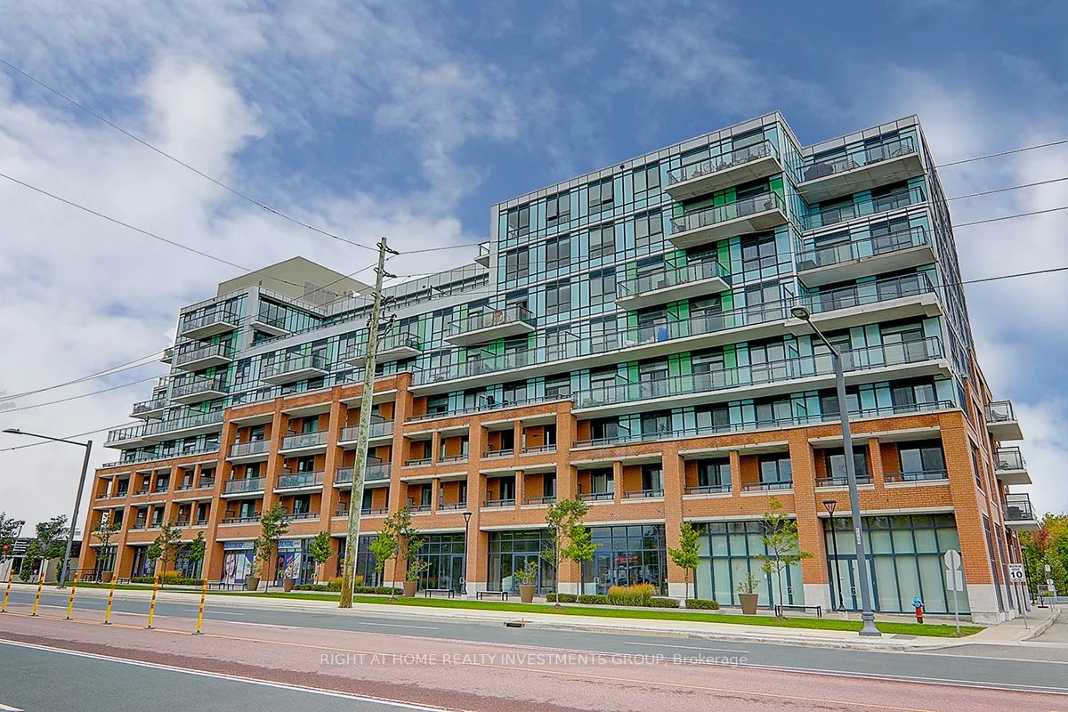 11611 Yonge Street 810, Richmond Hill, ON L4E 1G2