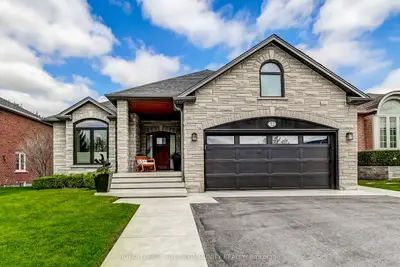 Detached in Vaughan