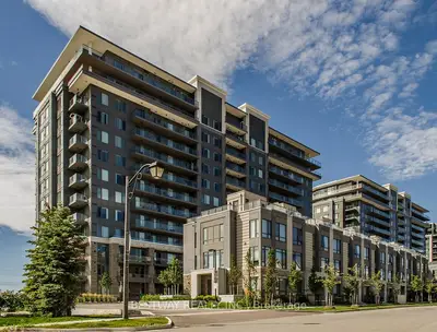 Condo Apartment in Markham