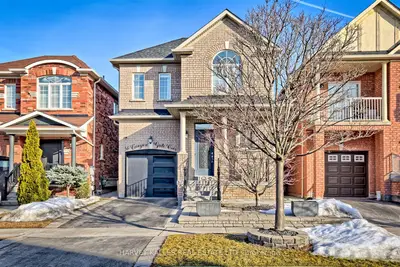Detached in Vaughan