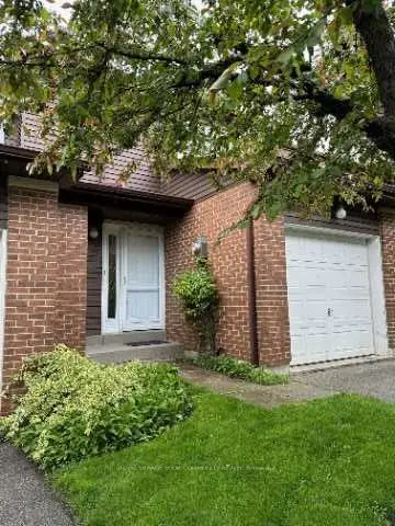Condo Townhouse in Richmond Hill