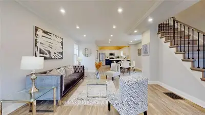 Detached in Aurora