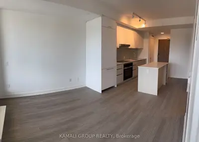 Condo Apartment in Vaughan