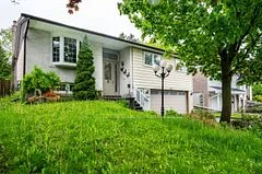 374 Borden Avenue, Newmarket, On L3y 5b9