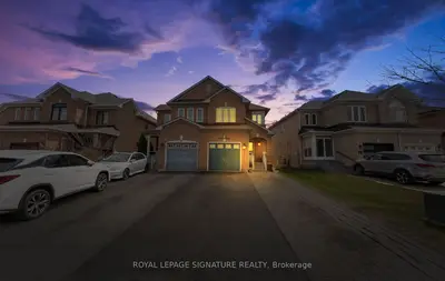 Semi-Detached in Vaughan