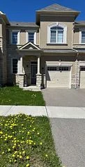 8 Ness Drive, Richmond Hill, ON L4S 0J9