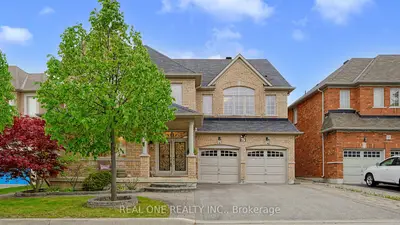 Detached in Markham