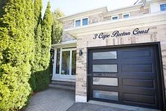 3 Cape Breton Court, Richmond Hill, ON L4E 3W4