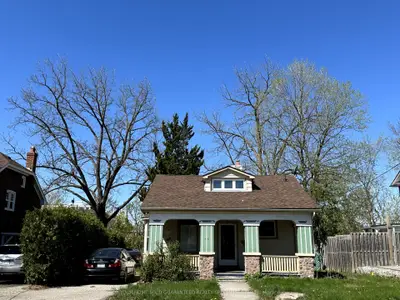 Detached in Aurora