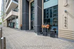 9205 Yonge Street 1709, Richmond Hill, ON L4C 1V5