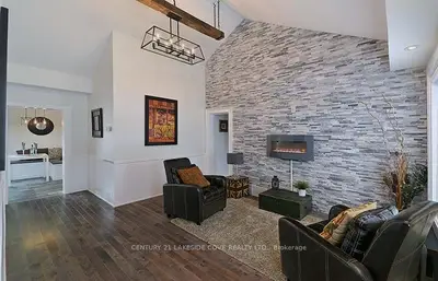 Detached in Aurora