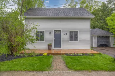 Detached in Uxbridge