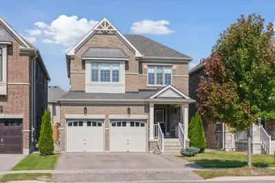 Detached in East Gwillimbury