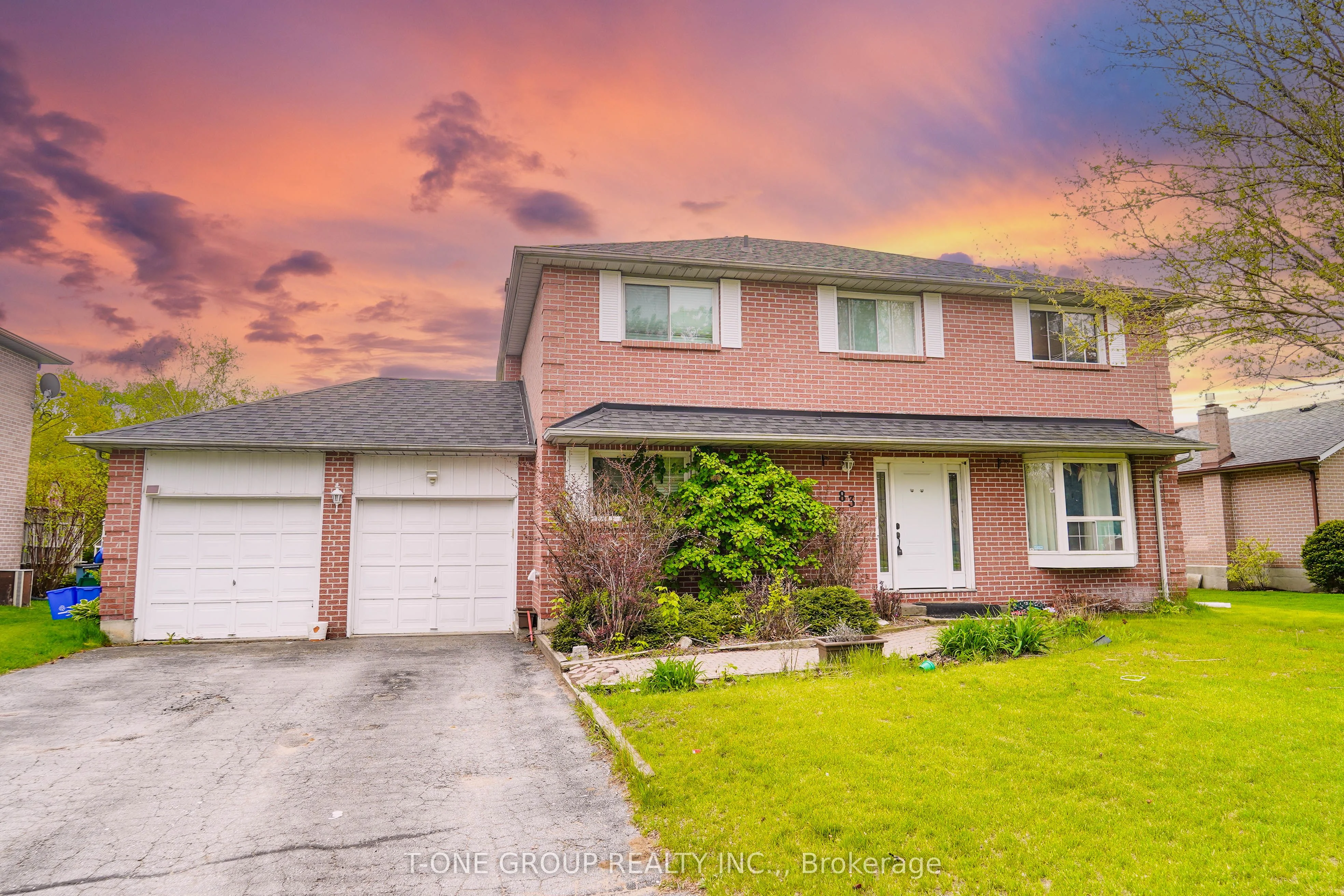 83 Oriole Drive, East Gwillimbury, ON L9N 1H3
