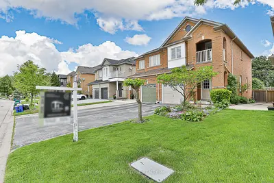 Semi-Detached in Vaughan