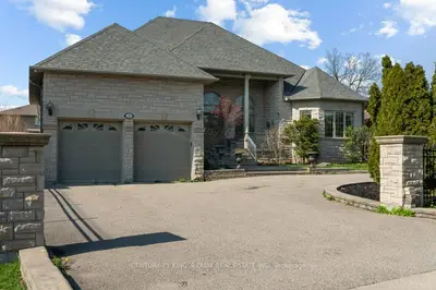 Detached in Richmond Hill