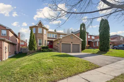 Detached in Newmarket
