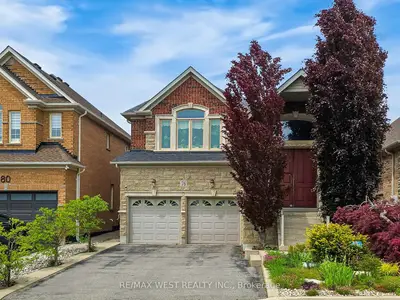 Detached in Vaughan