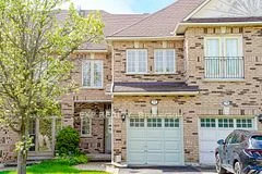 Att/Row/Townhouse in Richmond Hill