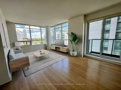 Condo Apartment in Markham