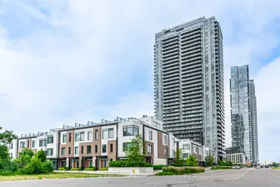 Condo Apartment in Vaughan