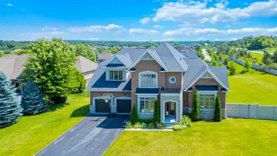 Detached in Uxbridge