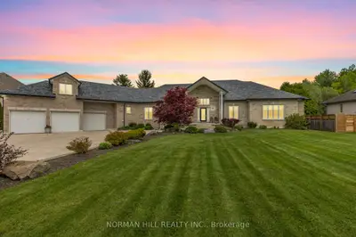 Detached in King