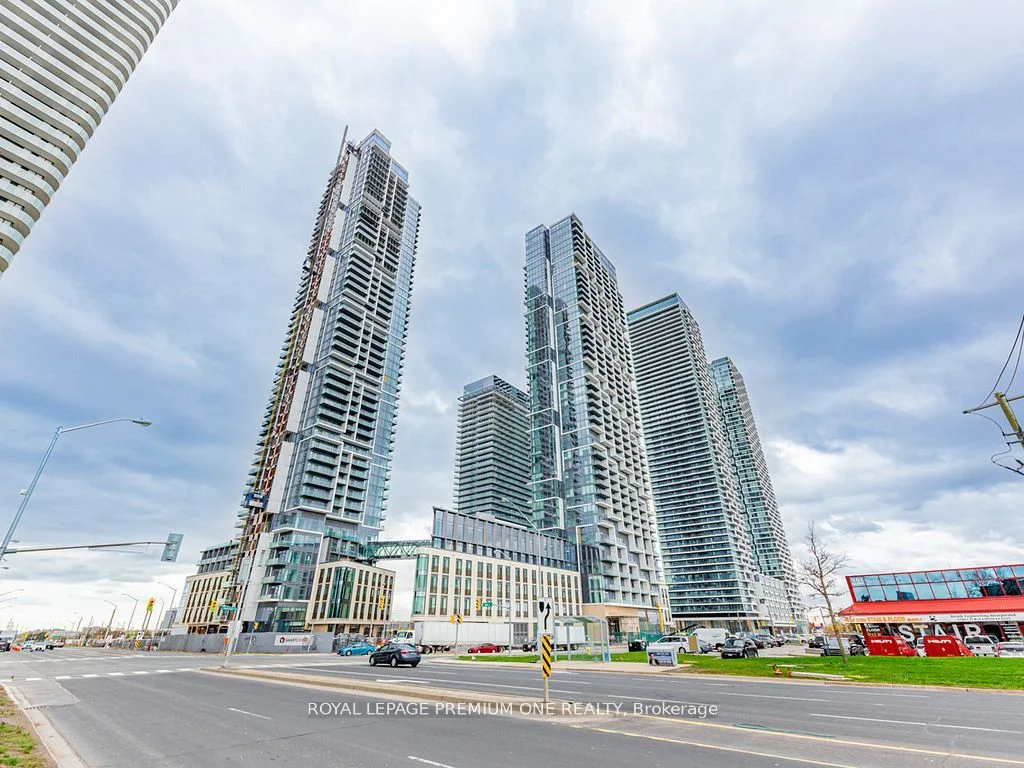 7890 Jane Street 3105, Vaughan, ON L4K 0K9