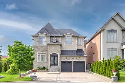 Detached in Vaughan