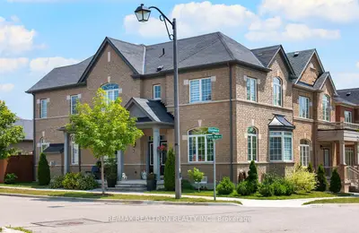 Detached in Markham