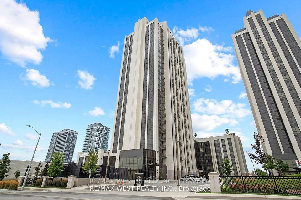 9075 Jane Street S 706, Vaughan, ON L4K 0L7